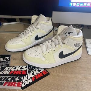 Nike Coconut Milks